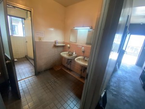 名古屋市　港区　A様工場　男子トイレ改装工事