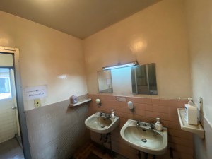 名古屋市　港区　A様工場　男子トイレ改装工事