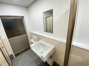 名古屋市　港区　A様工場　男子トイレ改装工事