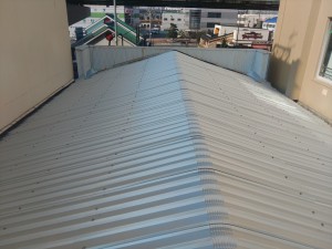 名古屋市　南区　S様　倉庫屋根改修工事