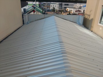 名古屋市　南区　S様　倉庫屋根改修工事