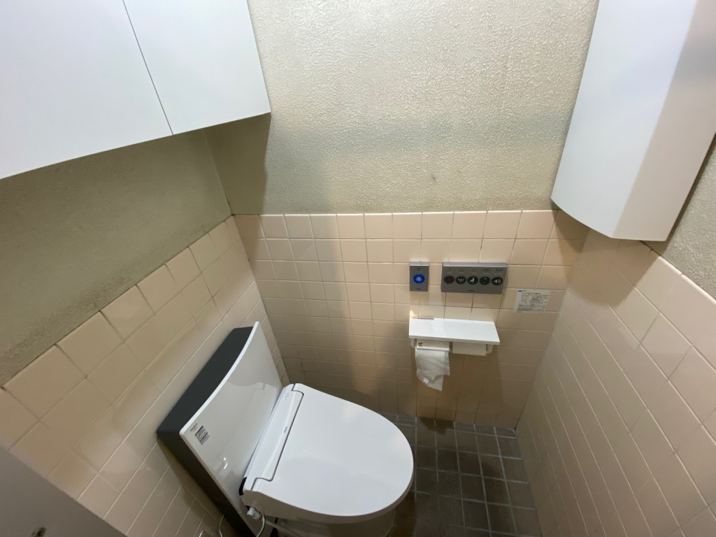 名古屋市　港区　A様工場　女子トイレ改装工事施工前