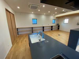 東郷町　F店舗　新築工事