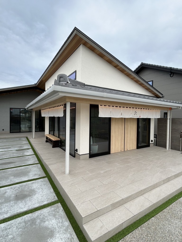 東郷町　F店舗　新築工事施工後